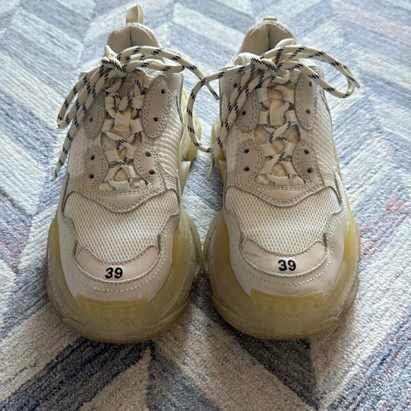 Balenciaga Triple S Clear Sole - Picture 1 of 8